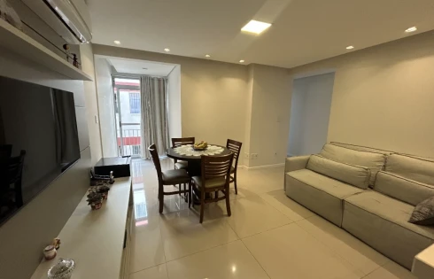 Apartamento em Balneário, Florianópolis