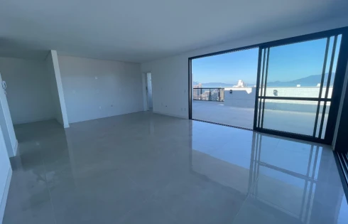 Apartamento em Kobrasol, São José