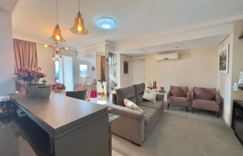 Apartamento em Coqueiros, Florianópolis