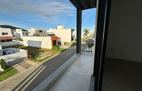 Casa em Beira Rio, Biguaçu