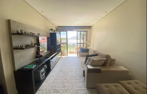 Apartamento em Capoeiras, Florianópolis
