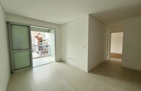 Apartamento em Kobrasol, São José
