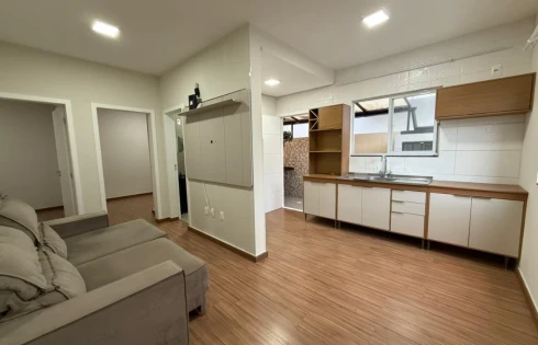 Apartamento em Forquilhas, São José
