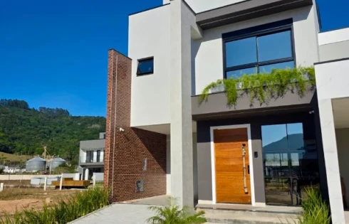 Casa em Beira Rio, Biguaçu