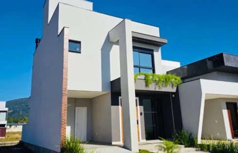 Casa em Beira Rio, Biguaçu