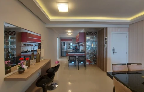 Apartamento em Agronômica, Florianópolis