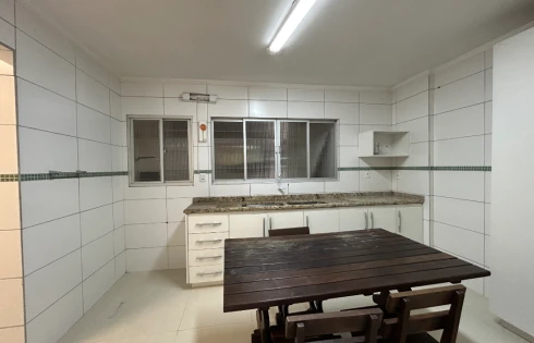 Apartamento em Ponta de Baixo, São José