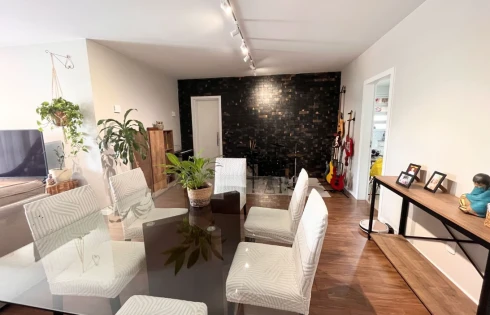 Apartamento em Coqueiros, Florianópolis