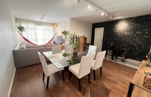 Apartamento em Coqueiros, Florianópolis