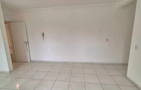 Apartamento em Serraria, São José