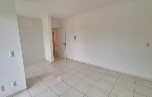 Apartamento em Serraria, São José