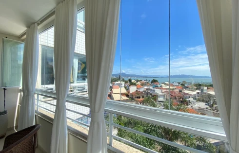 Apartamento em Balneário, Florianópolis