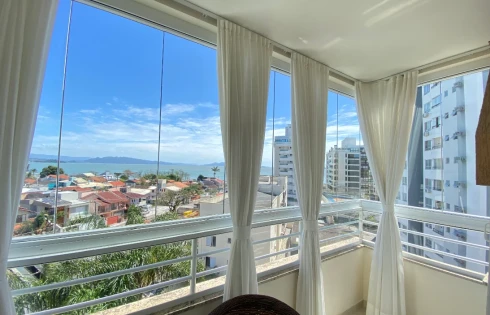 Apartamento em Balneário, Florianópolis