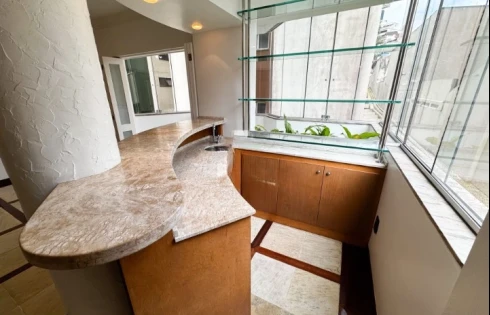 Apartamento em Agronômica, Florianópolis