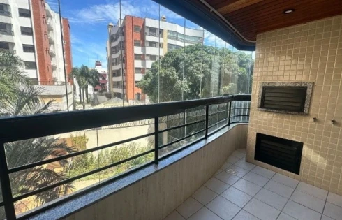Apartamento em Bom Abrigo, Florianópolis