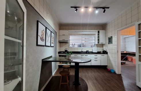 Casa em Kobrasol, São José