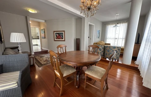 Apartamento em Agronômica, Florianópolis