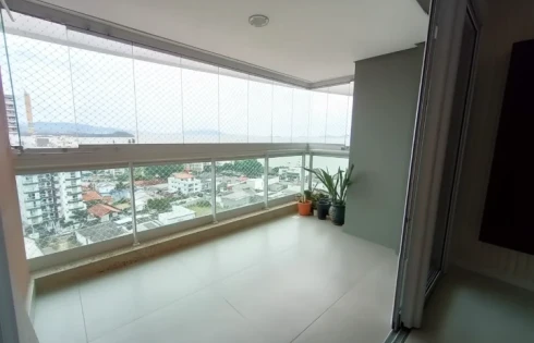 Apartamento em Barreiros, São José