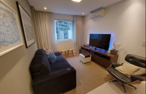 Apartamento com 2 quartos em Centro, Florianópolis