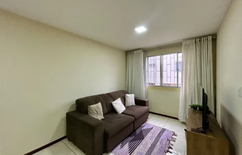 Apartamento em Roçado, São José
