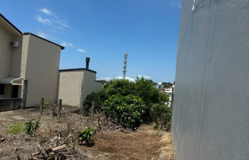 Terreno em Capoeiras, Florianópolis