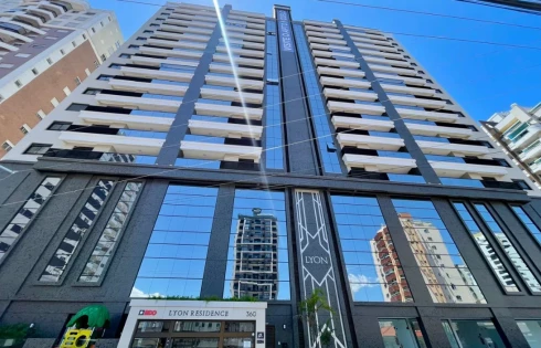 Apartamento em Kobrasol, São José