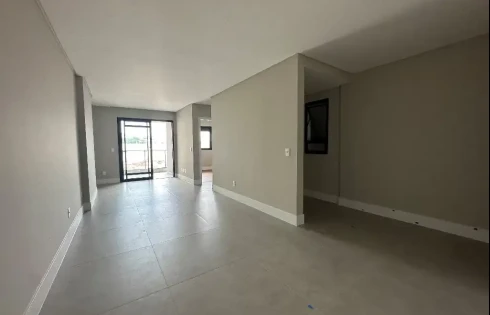 Apartamento em Kobrasol, São José
