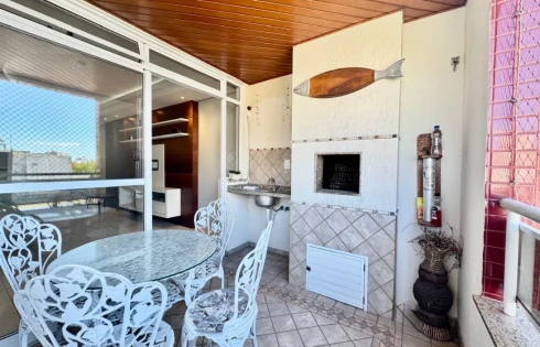 Apartamento em Kobrasol, São José