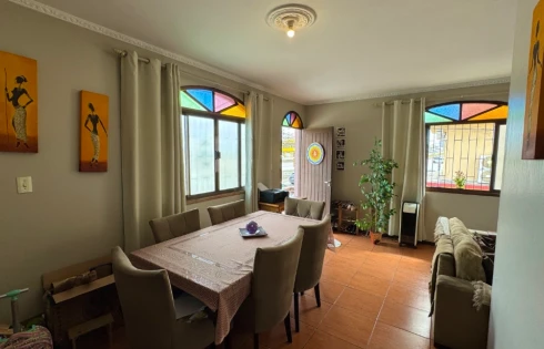 Casa em Kobrasol, São José