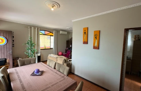 Casa em Kobrasol, São José
