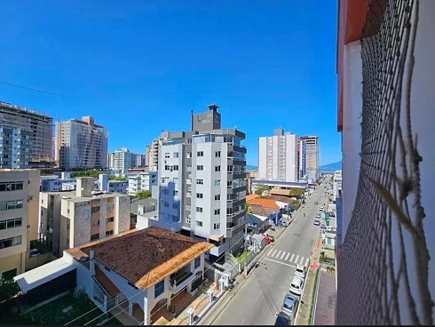 Apartamento em Kobrasol, São José