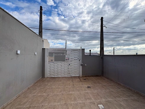 Sobrado geminado em Forquilhas, São José