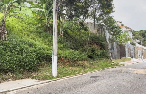Terreno em Bosque das Mansões, São José