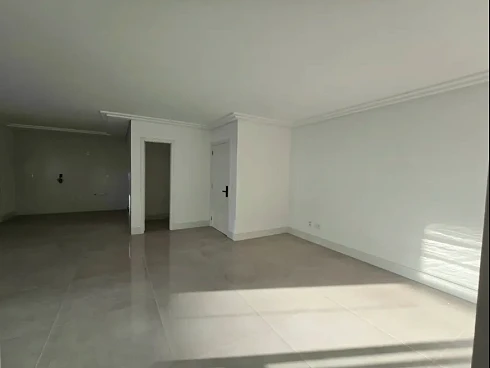 Apartamento em Kobrasol, São José