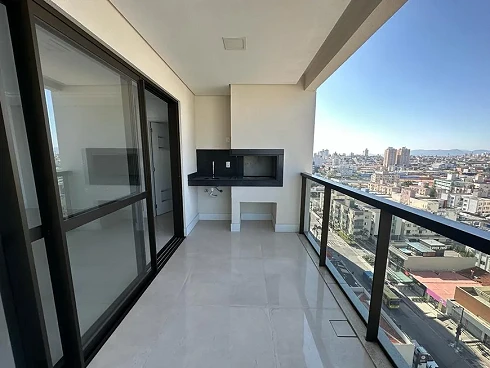 Apartamento em Kobrasol, São José