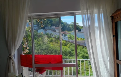 Apartamento em Ponta de Baixo, São José
