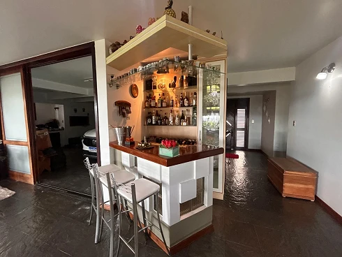 Casa em Bosque das Mansões, São José