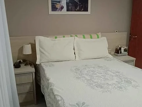 Sobrado geminado em Potecas, São José