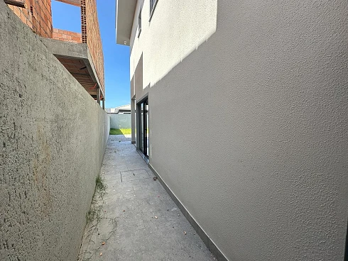 Sobrado geminado em Ipiranga, São José