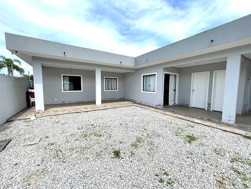 Casa com 2 quartos em Forquilhas, São José