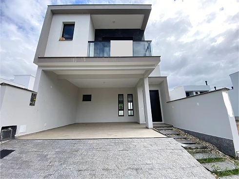Casa em Beira Rio, Biguaçu