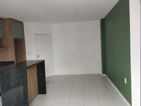 Apartamento em Ponta de Baixo, São José