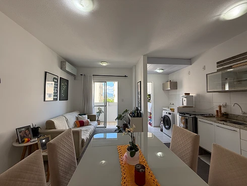 Apartamento em Ponta de Baixo, São José