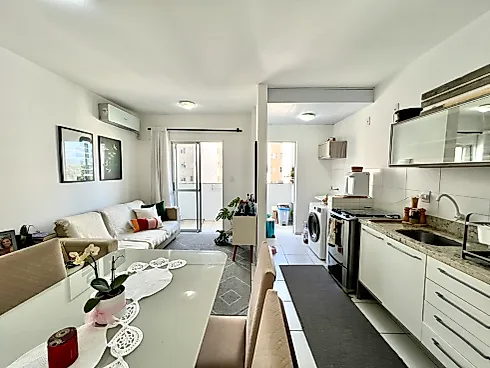 Apartamento em Ponta de Baixo, São José