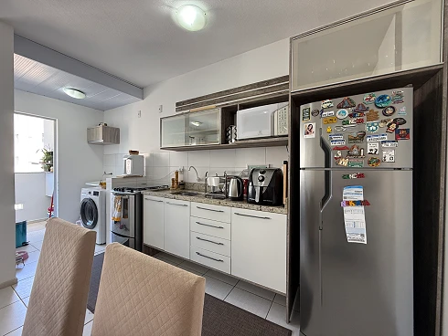 Apartamento em Ponta de Baixo, São José