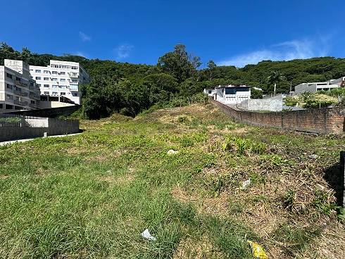 Terreno em Ponta de Baixo, São José
