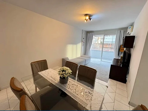 Apartamento em Capoeiras, Florianópolis