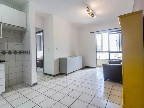 Apartamento em Kobrasol, São José