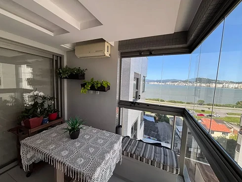 Apartamento em Estreito, Florianópolis