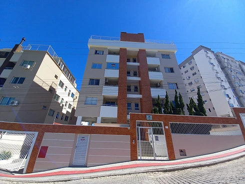 Apartamento com 2 quartos em Pedra Branca, Palhoça